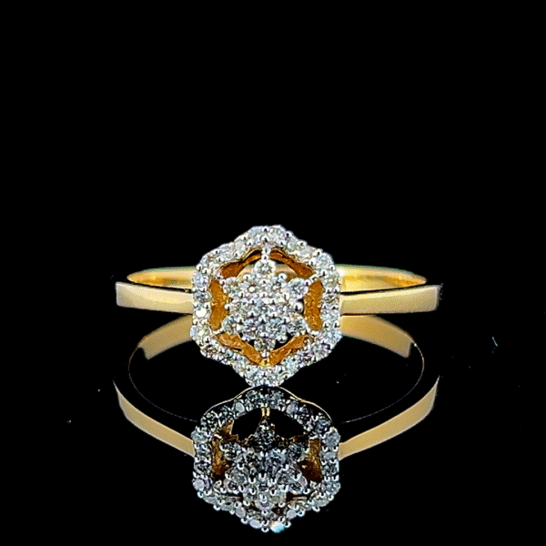 Elegant Gold Diamond Ring